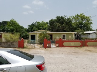 Cromarty, St. Catherine, Jamaica - House for Sale